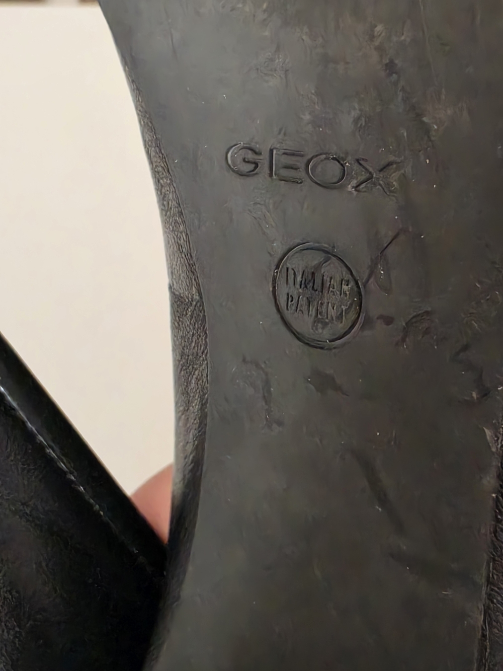 Geox Black Leather Low Block Heel Ballet Pumps Size 38 - Picture 8 of 8